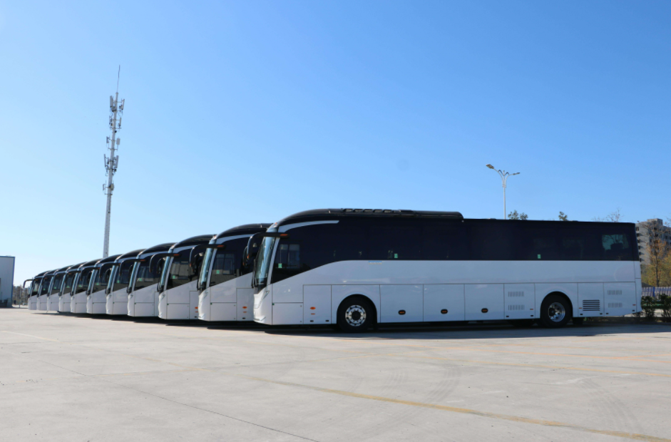 55座旅游包車大巴